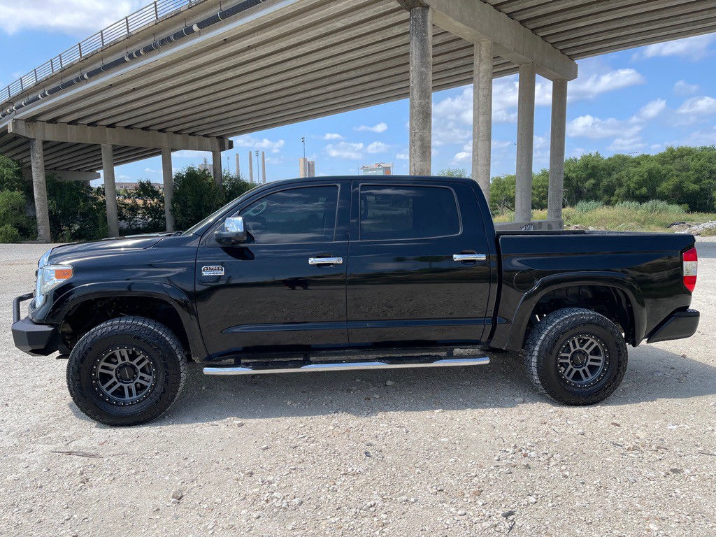 2014 Toyota Tundra Image 2