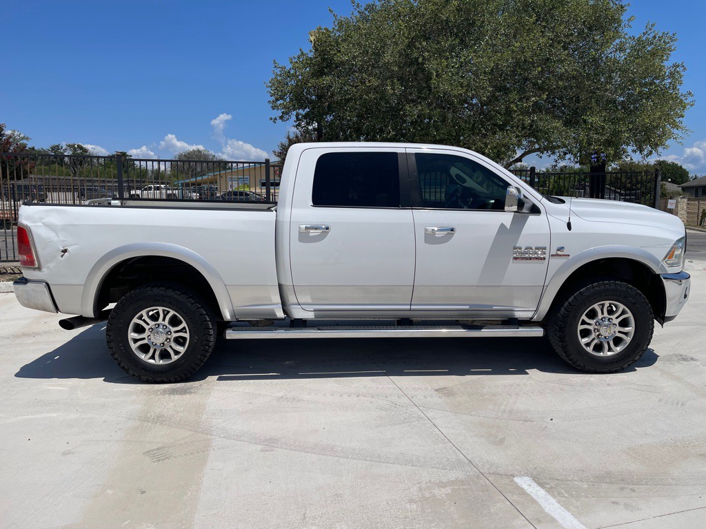 2016 RAM 2500 Image 5