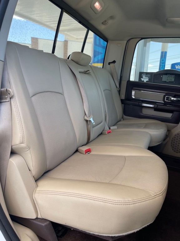 2016 RAM 2500 Image 10