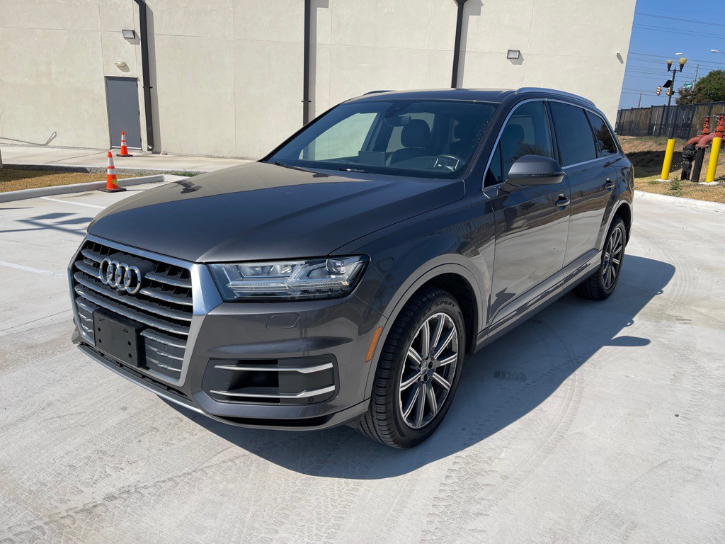 2018 Audi Q7 Image 1