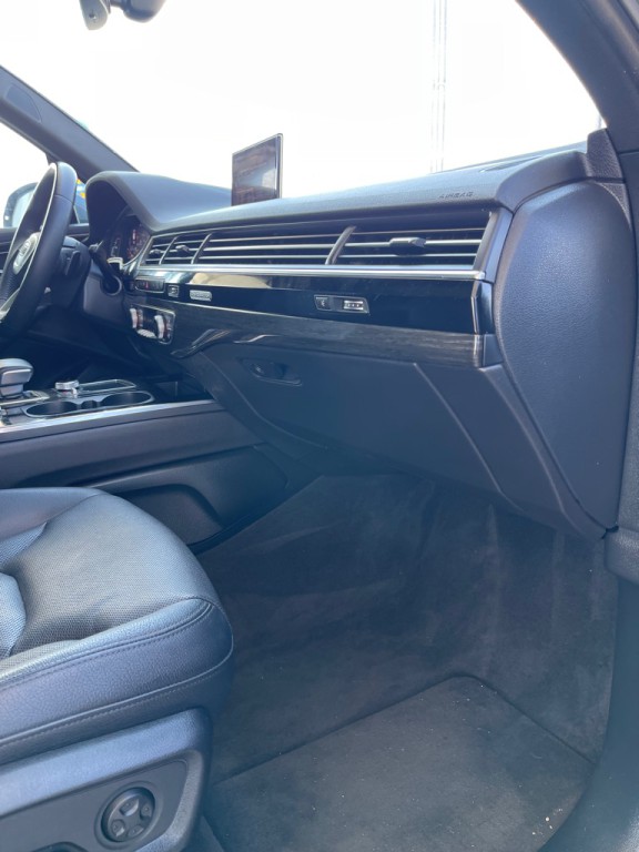 2018 Audi Q7 Image 15