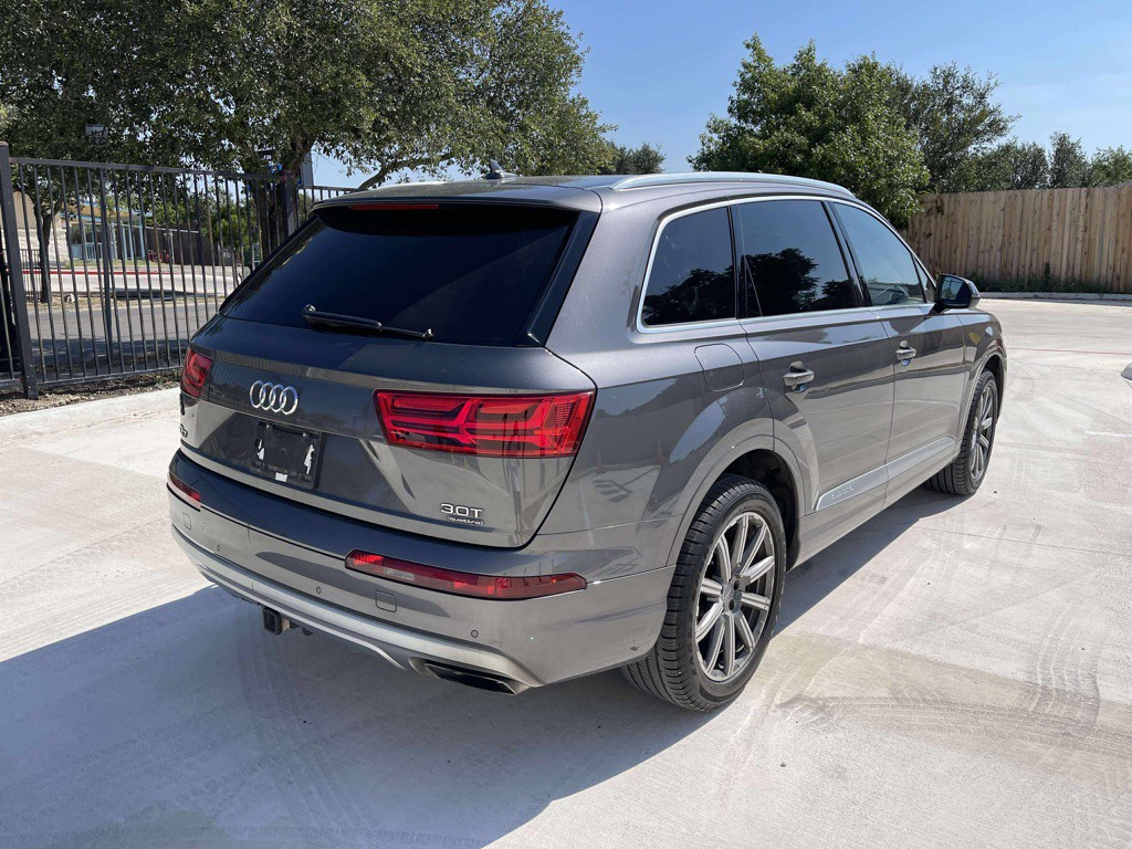 2018 Audi Q7 Image 25