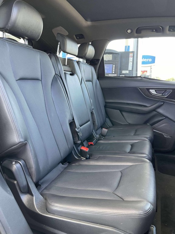 2018 Audi Q7 Image 34