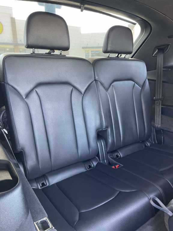 2018 Audi Q7 Image 38