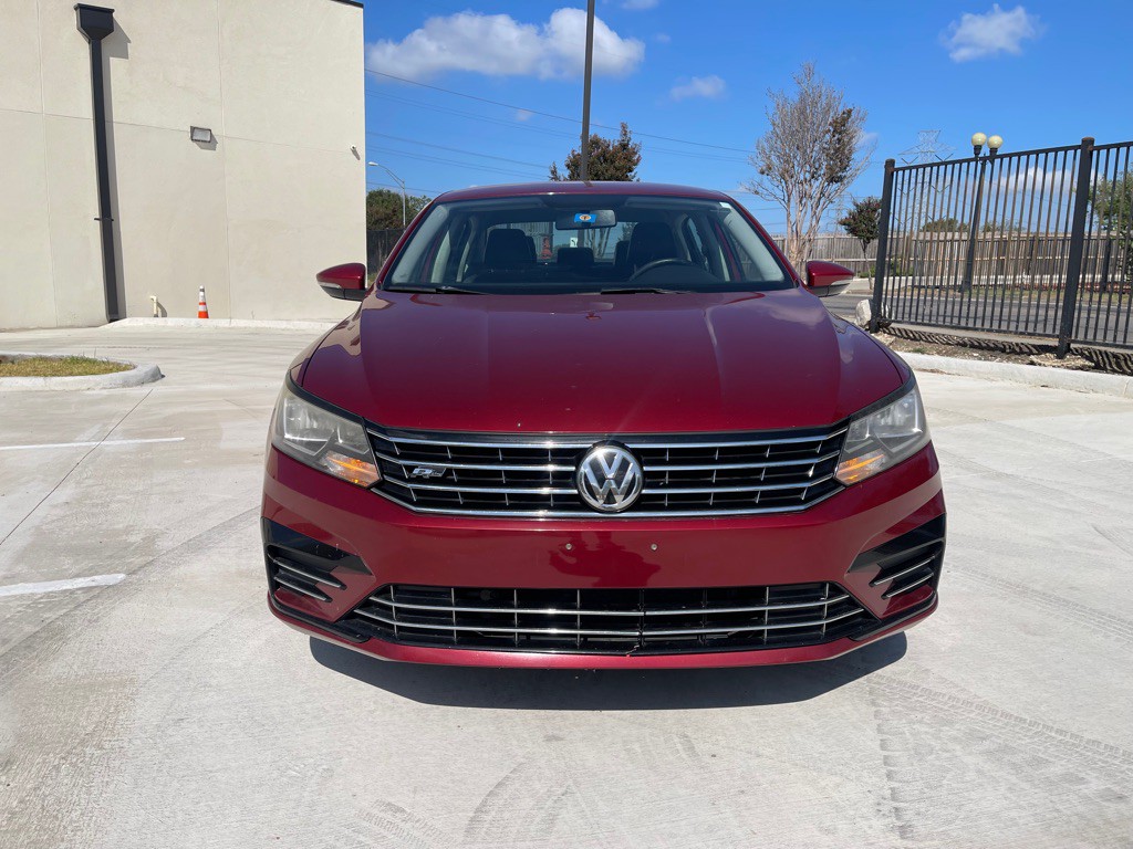 2018 Volkswagen Passat Image 7