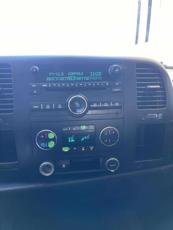 2010 Chevrolet Silverado 1500 Image 24