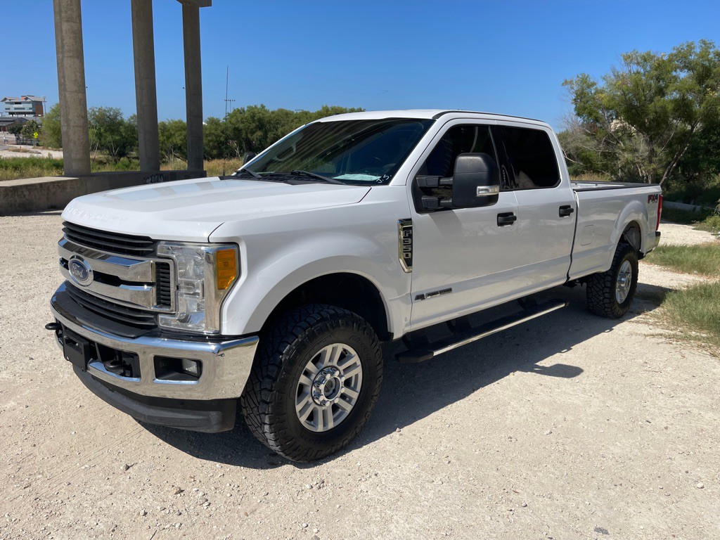 2017 Ford F-350 Image 1