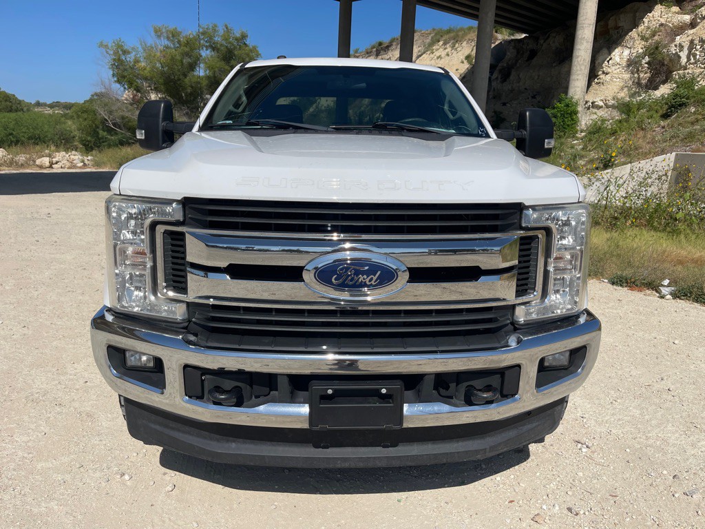 2017 Ford F-350 Image 3