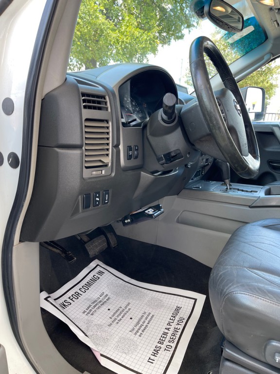 2004 Nissan Titan Image 15