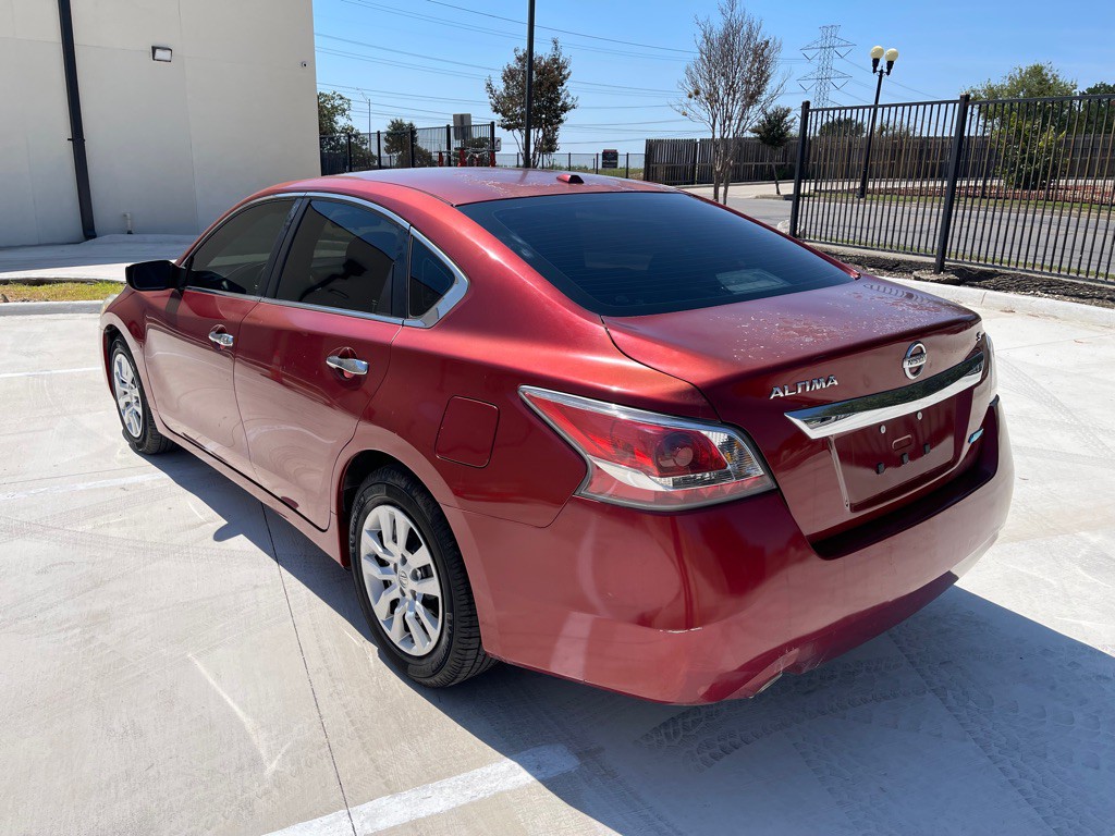 2014 Nissan Altima Image 3