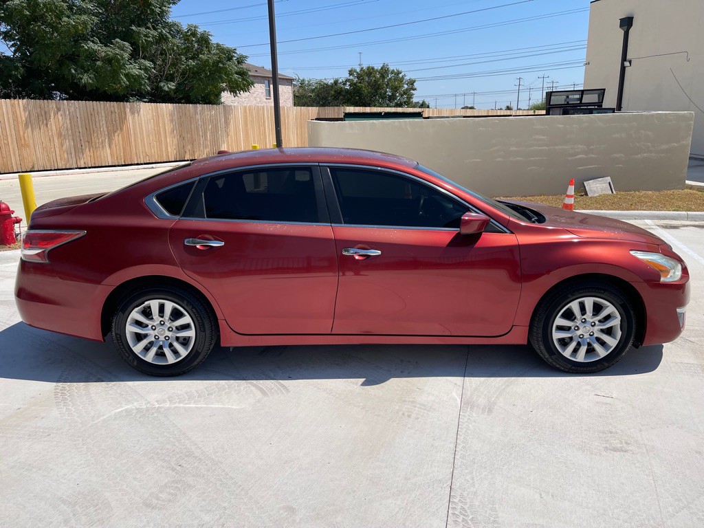 2014 Nissan Altima Image 5