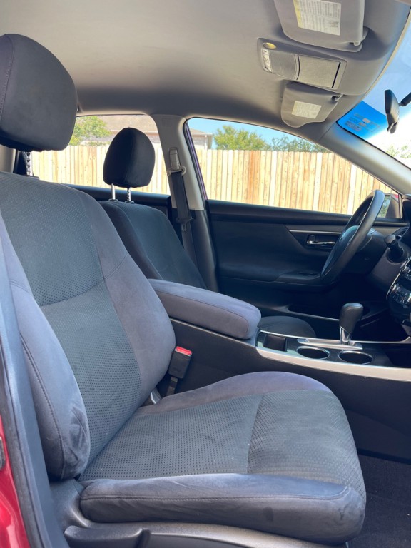 2014 Nissan Altima Image 12