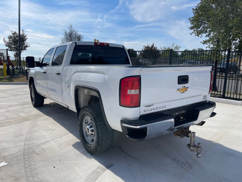 2018 Chevrolet Silverado 1500 Image 3