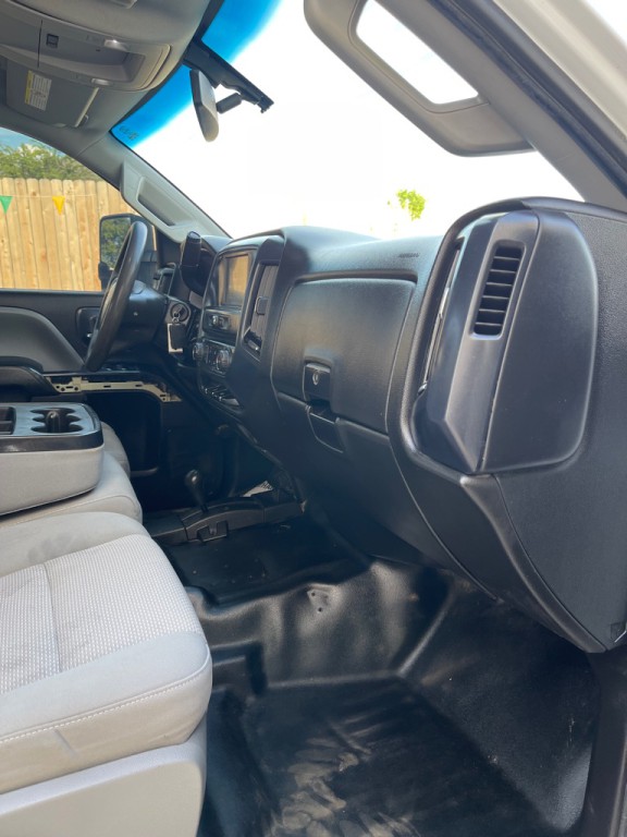 2018 Chevrolet Silverado 1500 Image 12