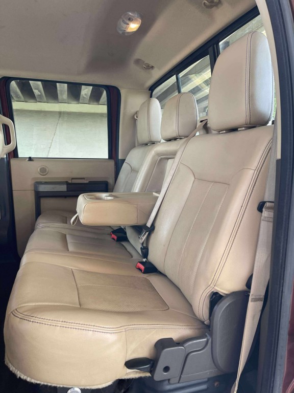 2015 Ford F-250 Image 9