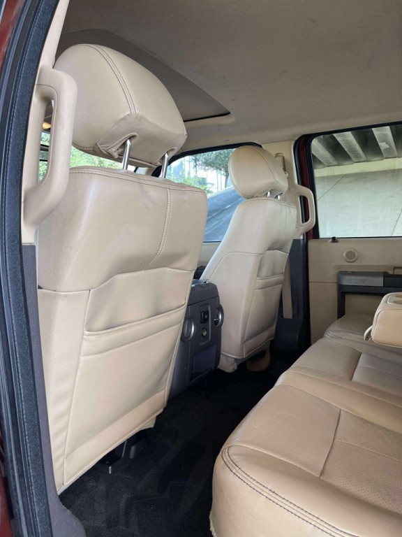 2015 Ford F-250 Image 10