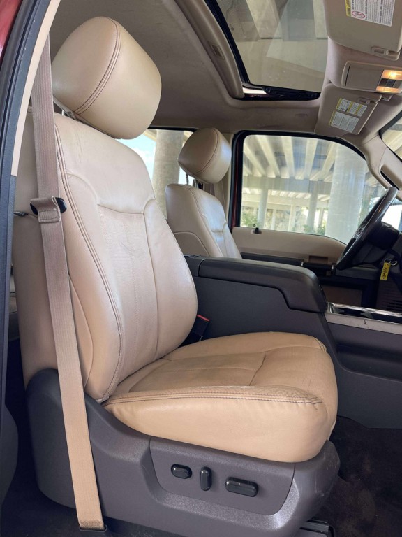 2015 Ford F-250 Image 12
