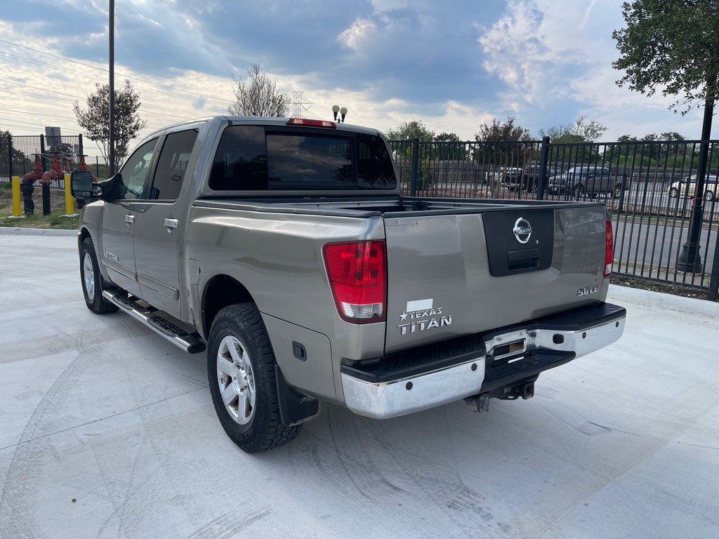 2007 Nissan Titan Image 3