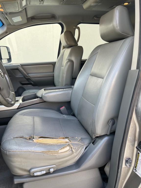 2007 Nissan Titan Image 13