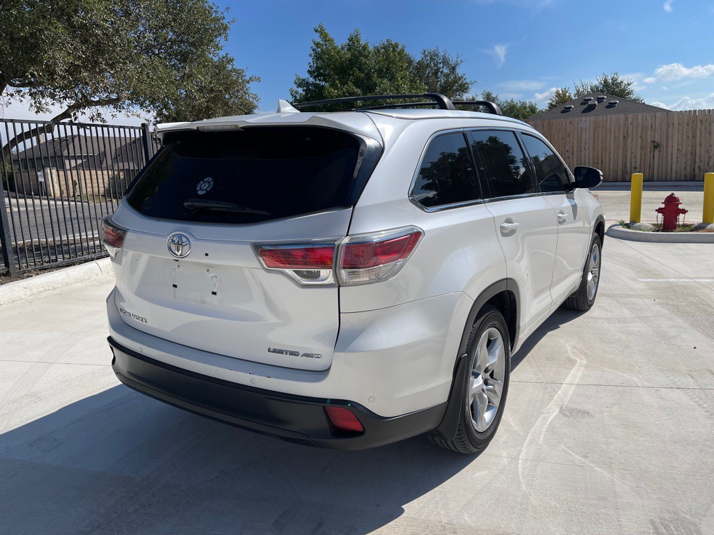 2014 Toyota Highlander Image 4