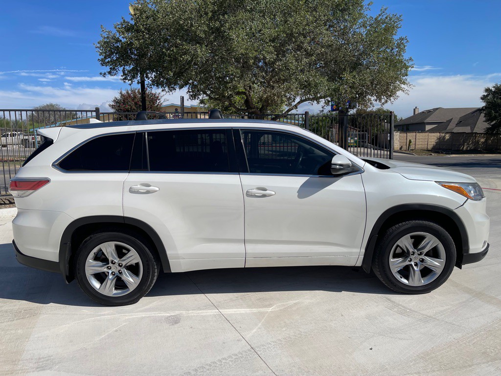 2014 Toyota Highlander Image 5