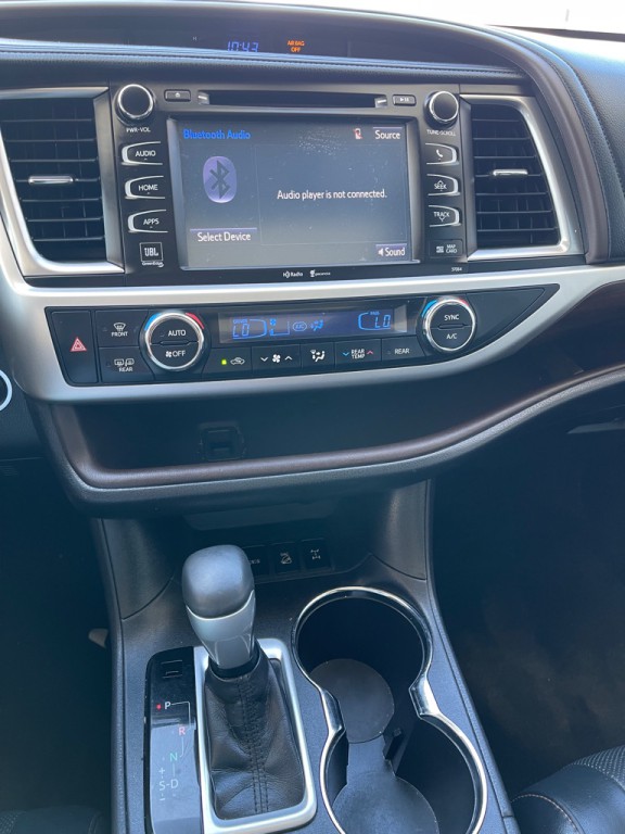 2014 Toyota Highlander Image 18