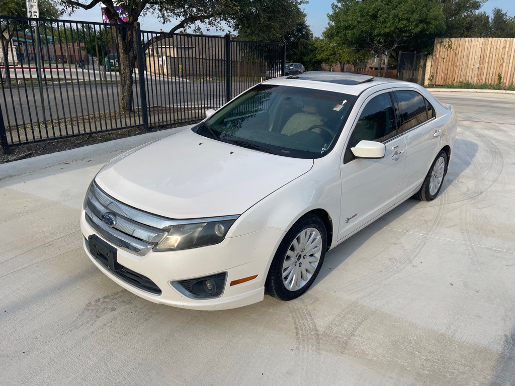 2010 Ford Fusion Image 2