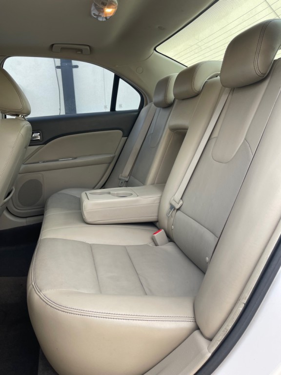 2010 Ford Fusion Image 9