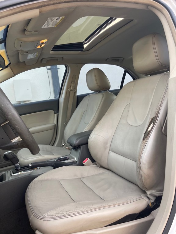 2010 Ford Fusion Image 15