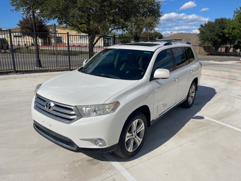 2012 Toyota Highlander Image 2