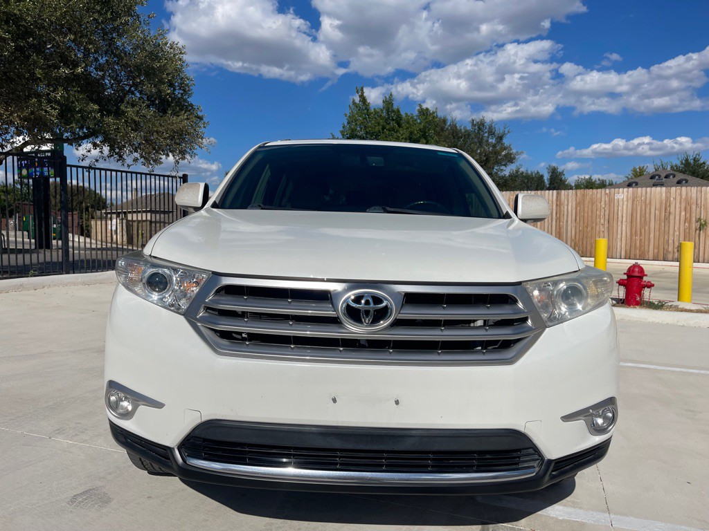 2012 Toyota Highlander Image 3