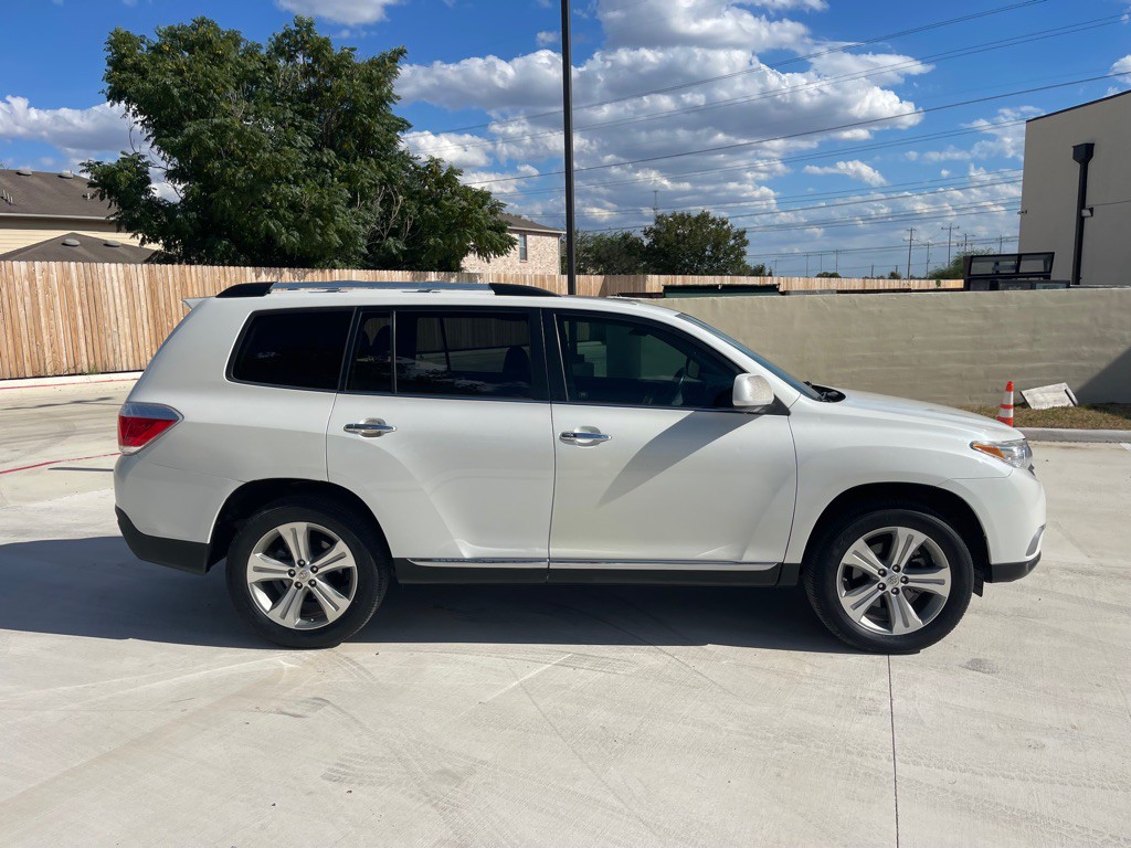 2012 Toyota Highlander Image 6
