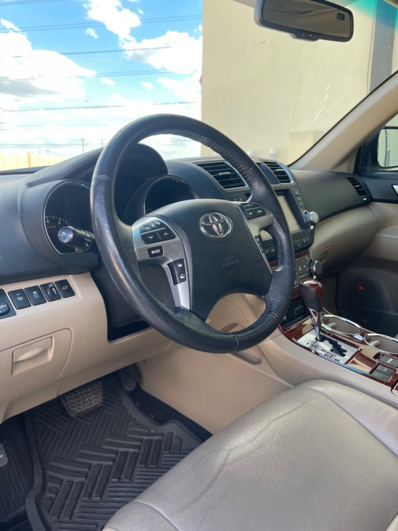 2012 Toyota Highlander Image 20