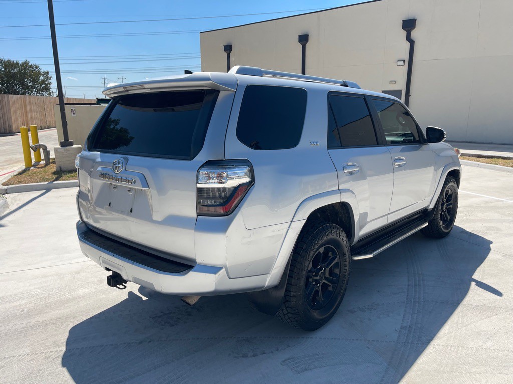 2016 Toyota 4Runner Image 7
