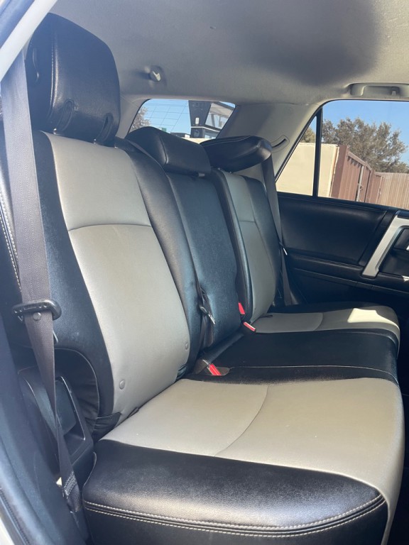 2016 Toyota 4Runner Image 14