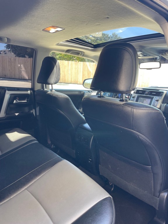 2016 Toyota 4Runner Image 15