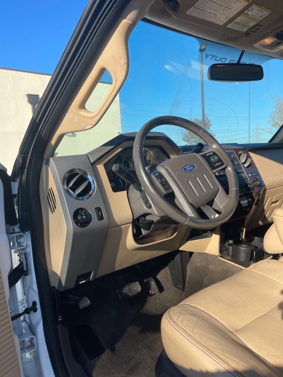 2012 Ford F-250 Image 17