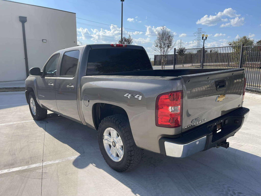 2012 Chevrolet Silverado 1500 Image 2