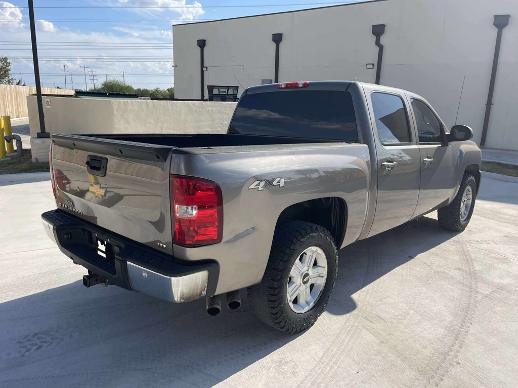 2012 Chevrolet Silverado 1500 Image 3