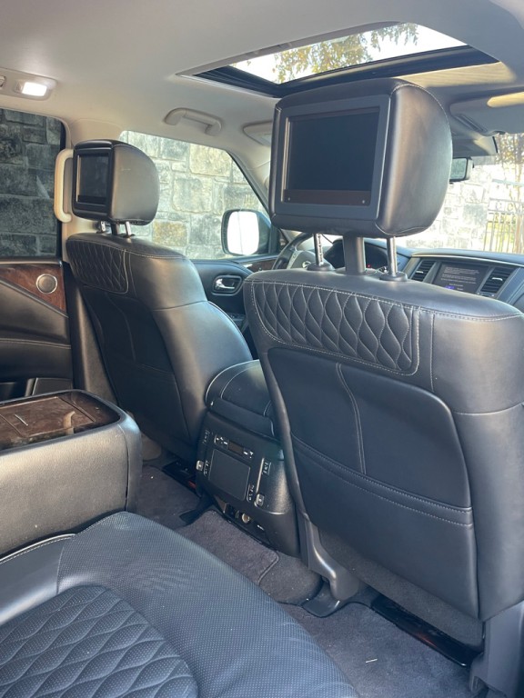 2018 INFINITI QX80 Image 12