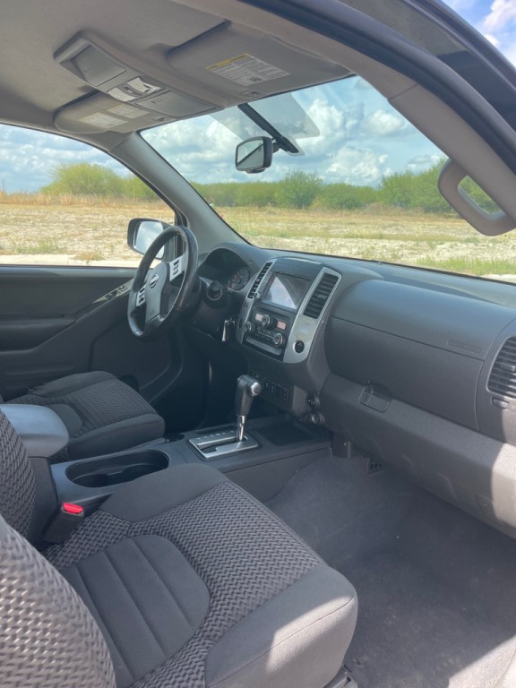2019 Nissan Frontier Image 15