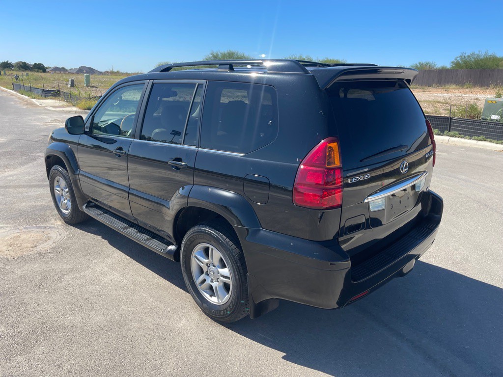 2005 Lexus GX Image 11