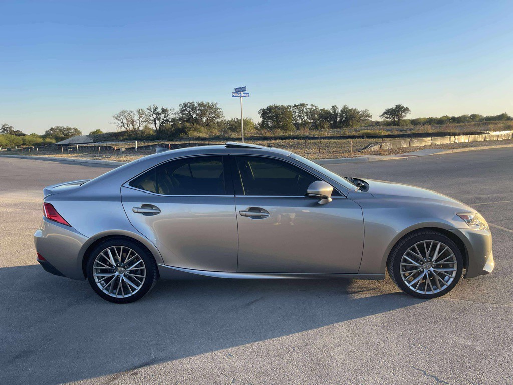 2014 Lexus IS Image 4