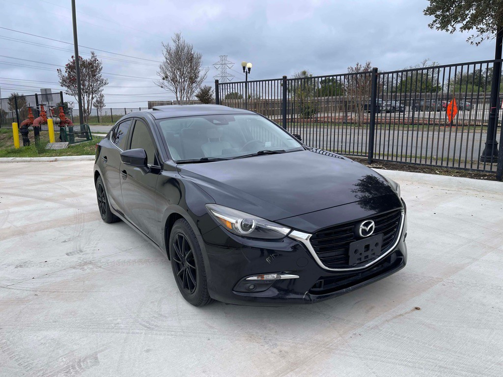2018 Mazda Mazda3 Image 2