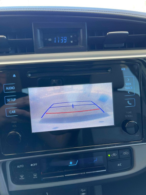 2018 Toyota Corolla Image 9