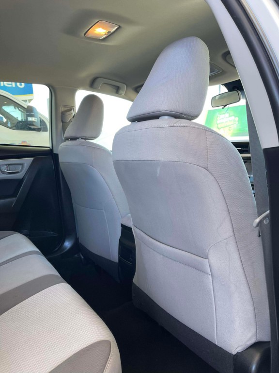 2018 Toyota Corolla Image 16