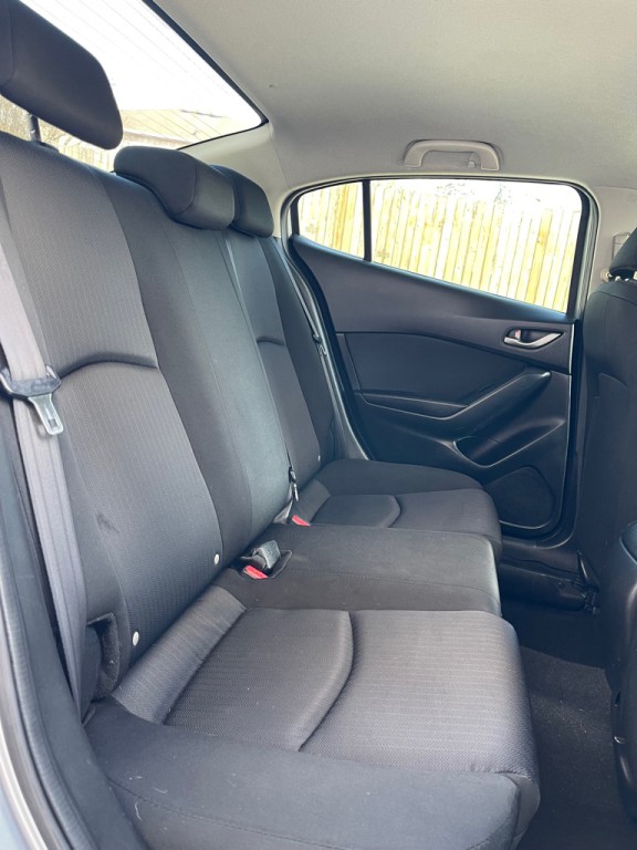 2014 Mazda Mazda3 Image 9