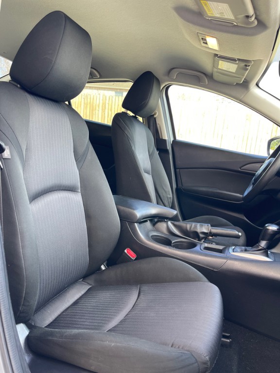 2014 Mazda Mazda3 Image 11