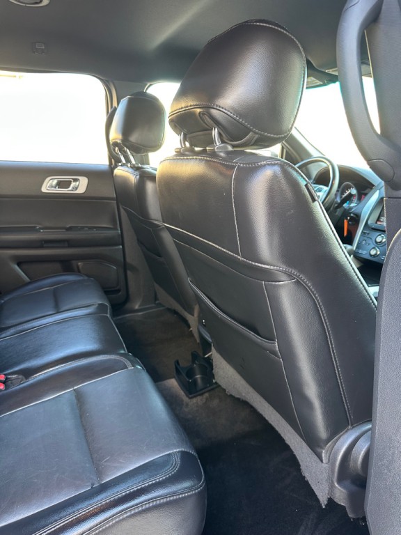 2013 Ford Explorer Image 13