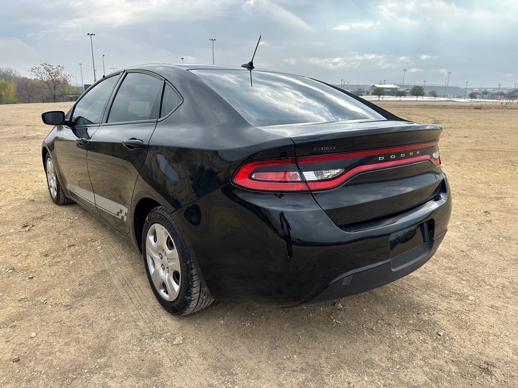 2015 Dodge Dart Image 3
